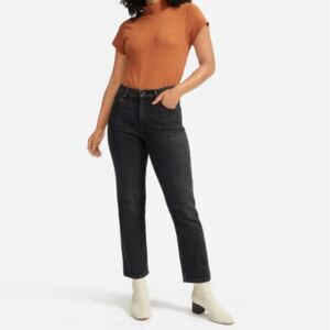 Everlane Women’s Boot Cut Jeans in Washed Black